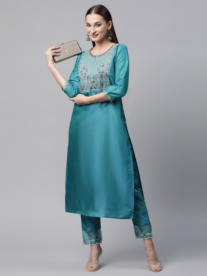 Women Blue Embroidered Yoke Design Kurta