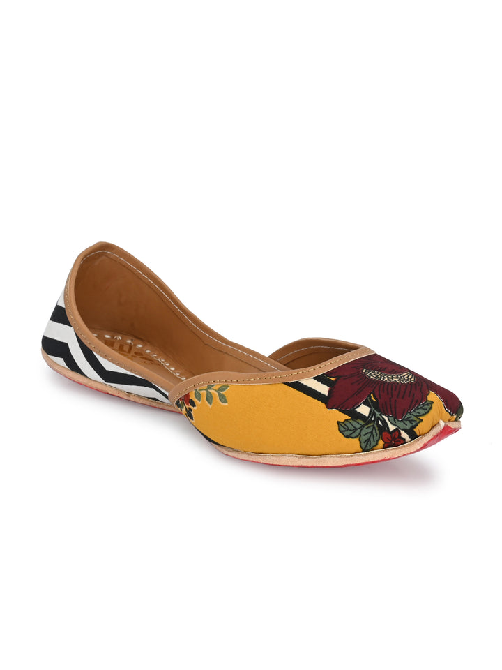 Sringam Women Yellow and Maroon Printed Handcrafted Mojaris