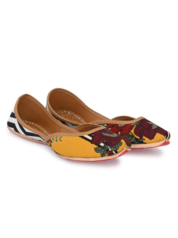 Sringam Women Yellow and Maroon Printed Handcrafted Mojaris