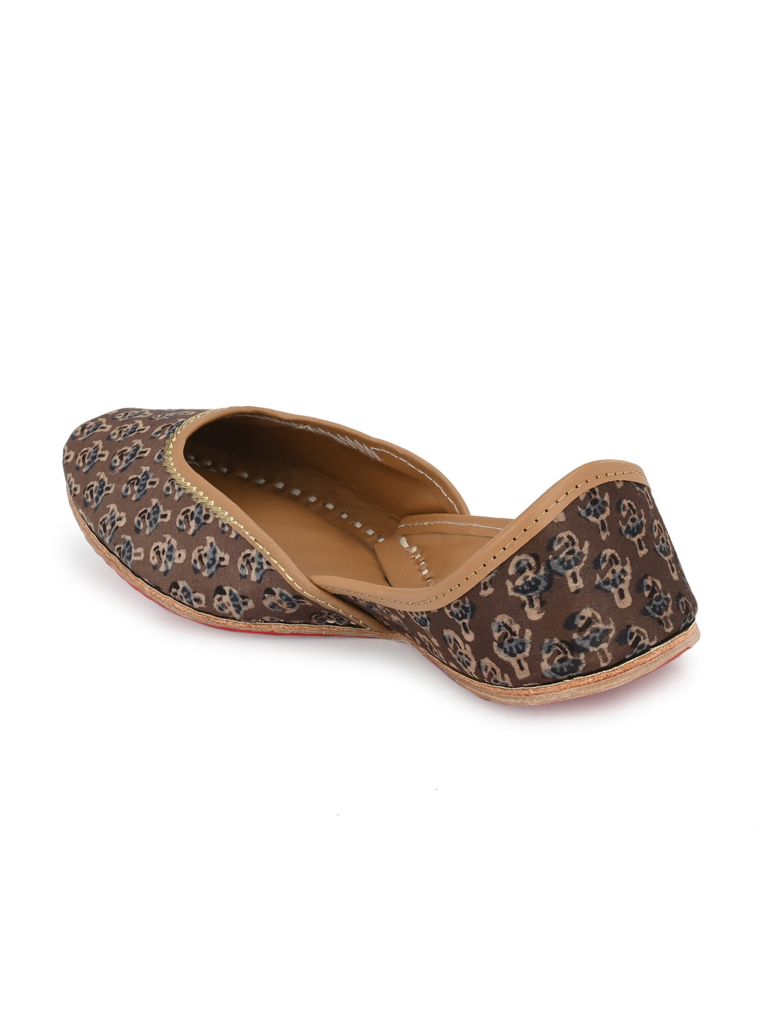 Sringam Women's Brown Printed Mojaris