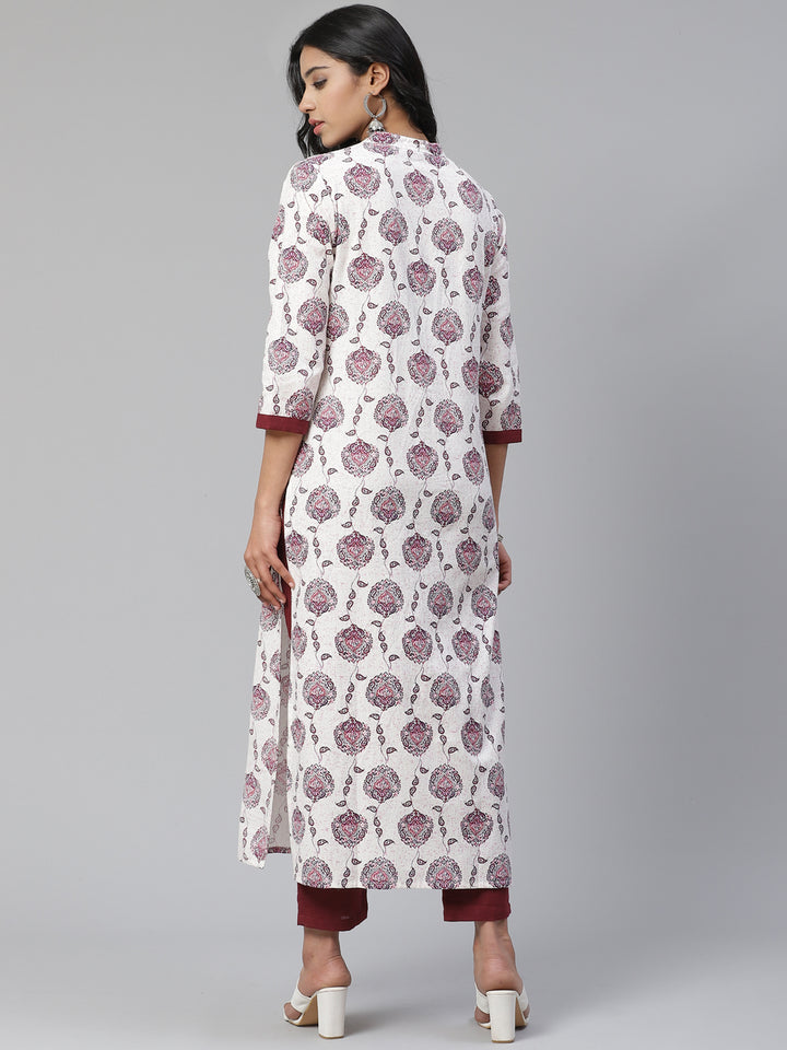 Women Off White Printed Kurta with Trousers