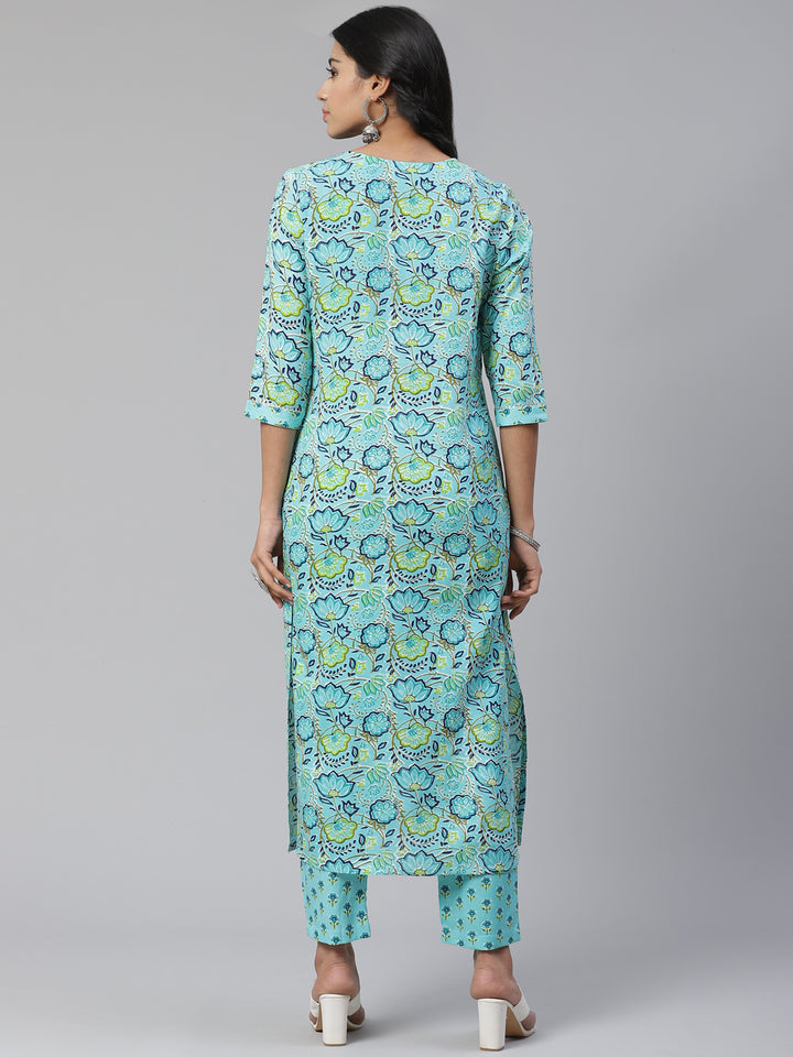 Women Green Floral Printed Gota Work Kurta with Trousers