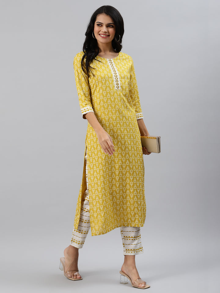 Women Yellow Printed Hand detailing Kurta with Trousers