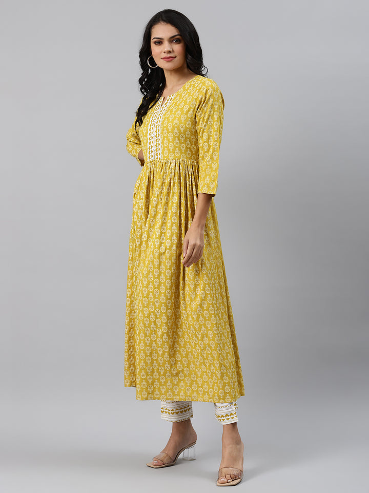 Women Yellow and White Flared Kurta with Trousers