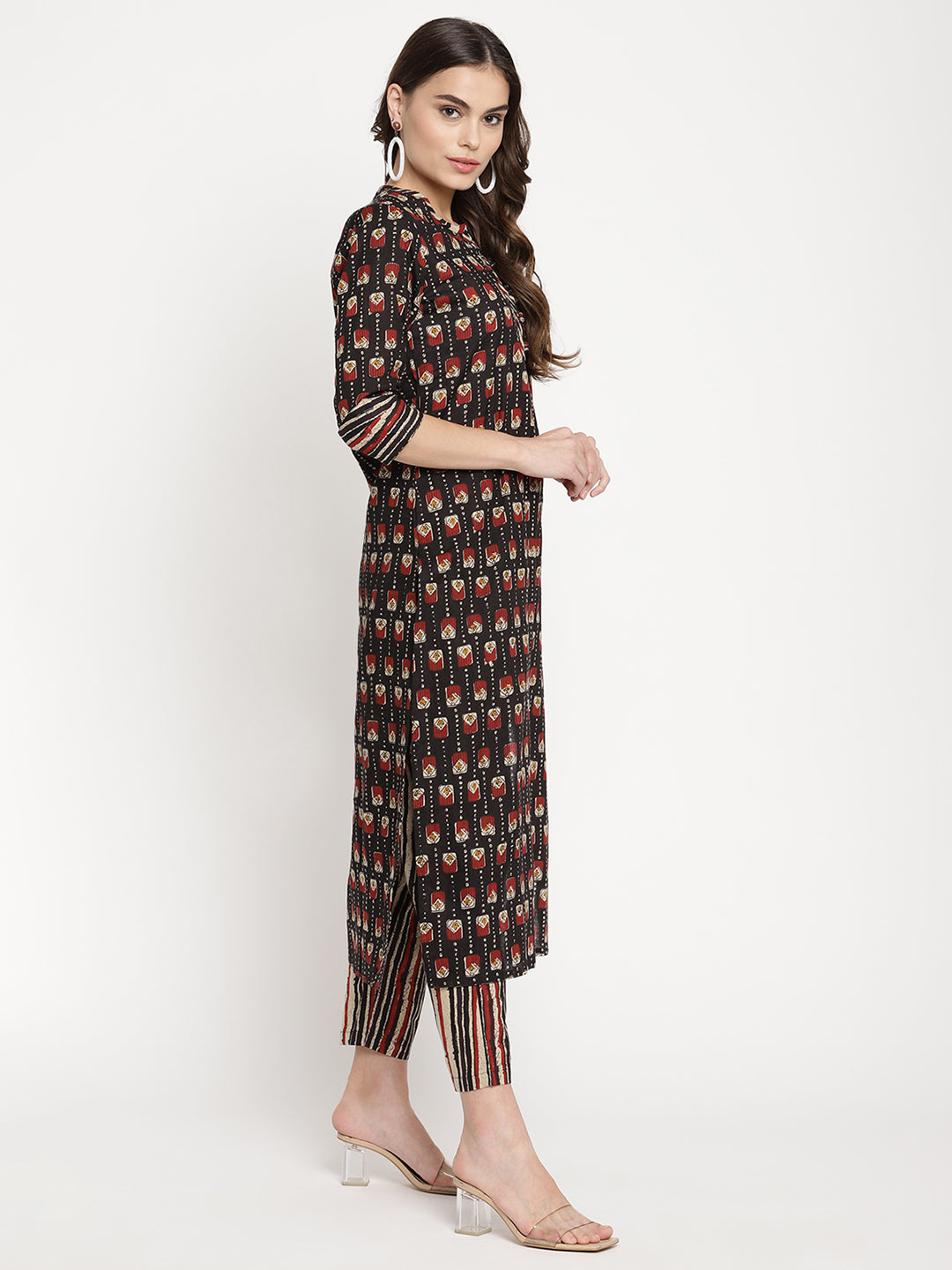 Women Black Printed Kurta with Trousers