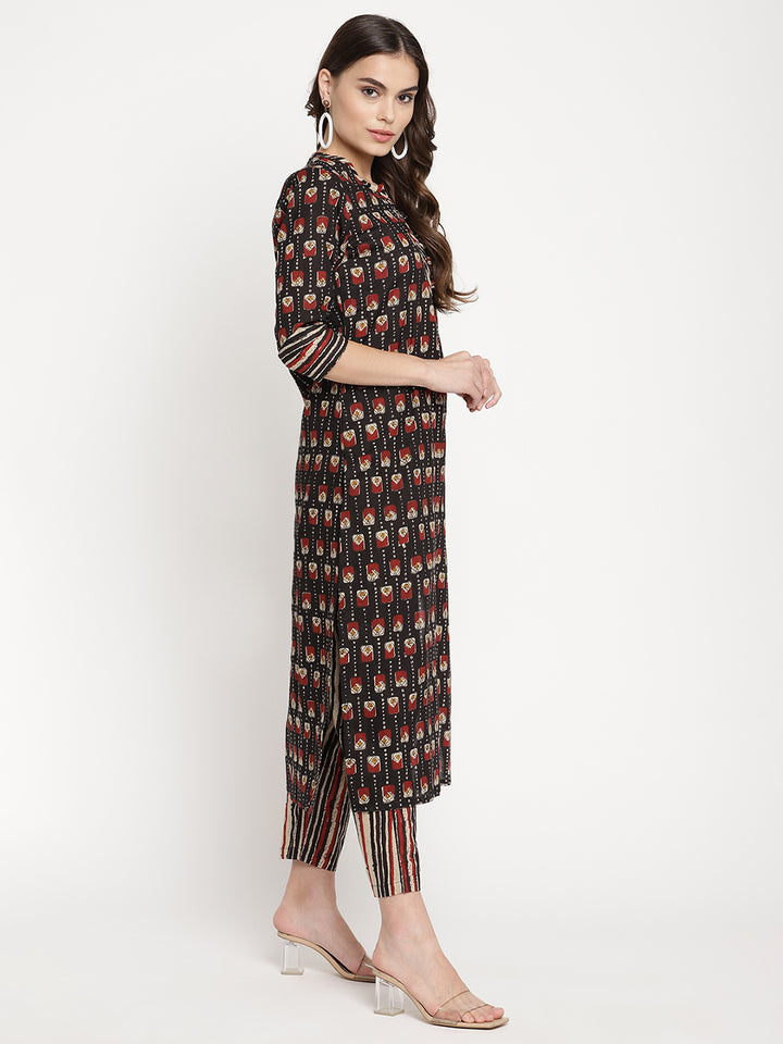 Women Black Printed Kurta with Trousers