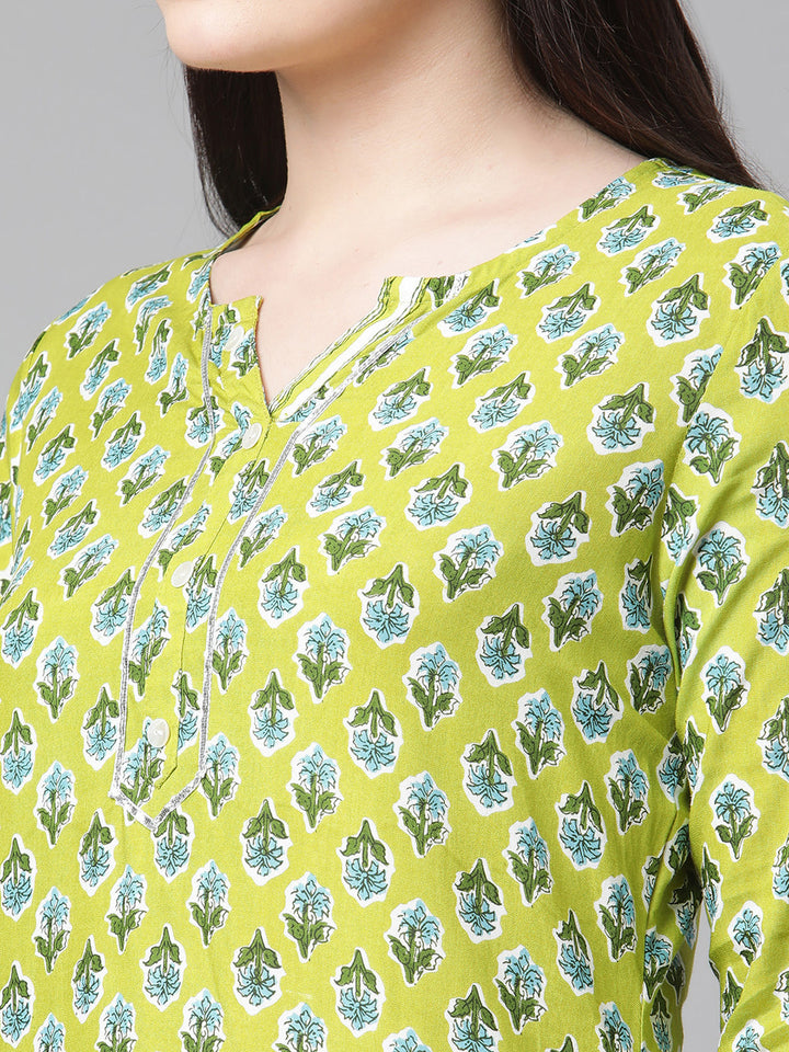 Women Green Printed Kurta