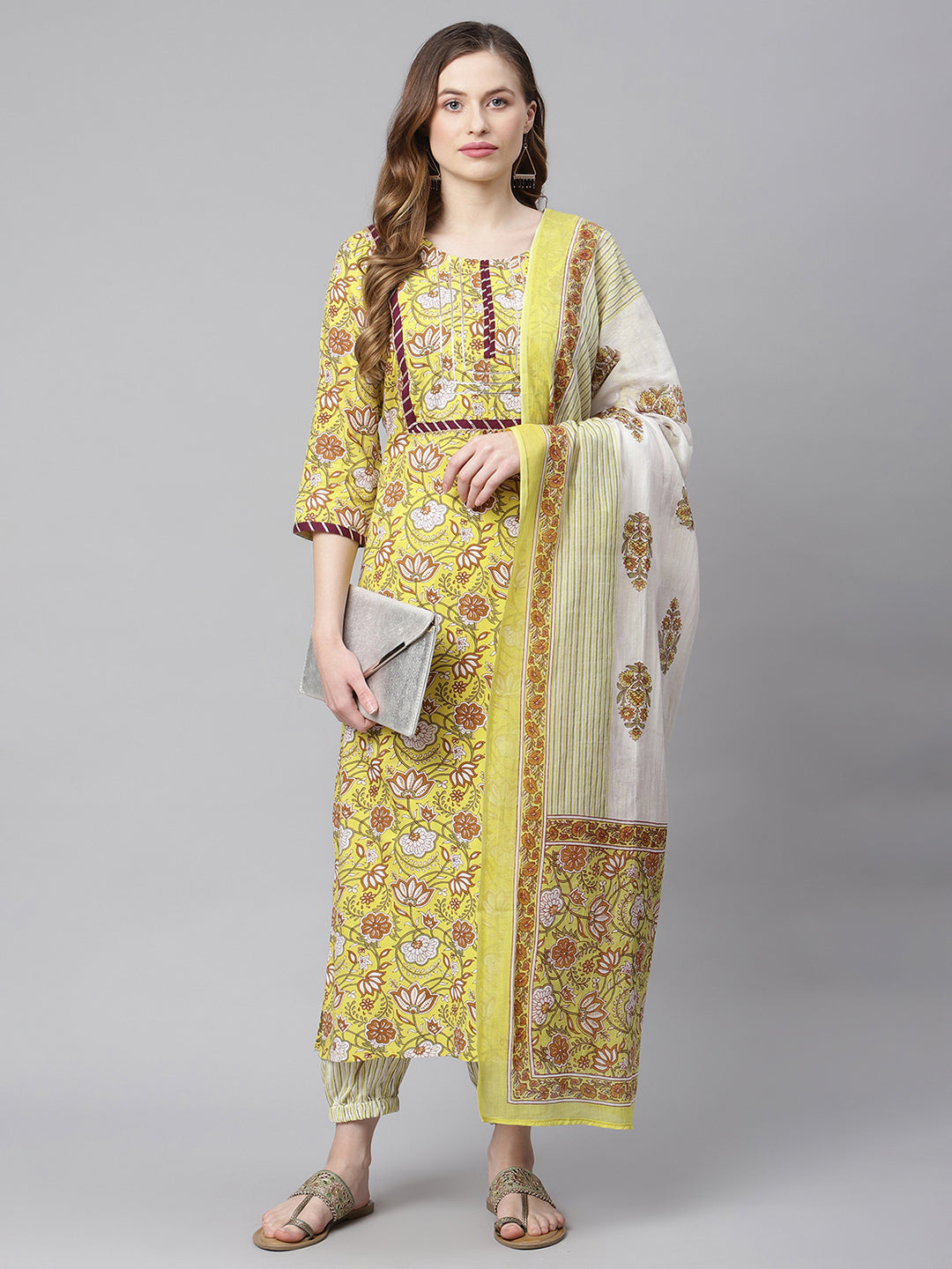 Women Green Floral Jaal Printed Kurta Set with Dupatta