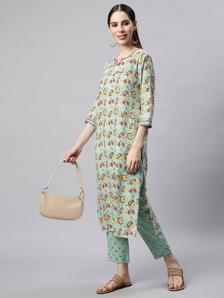 Women Green Printed Hand detailing Kurta with Trousers