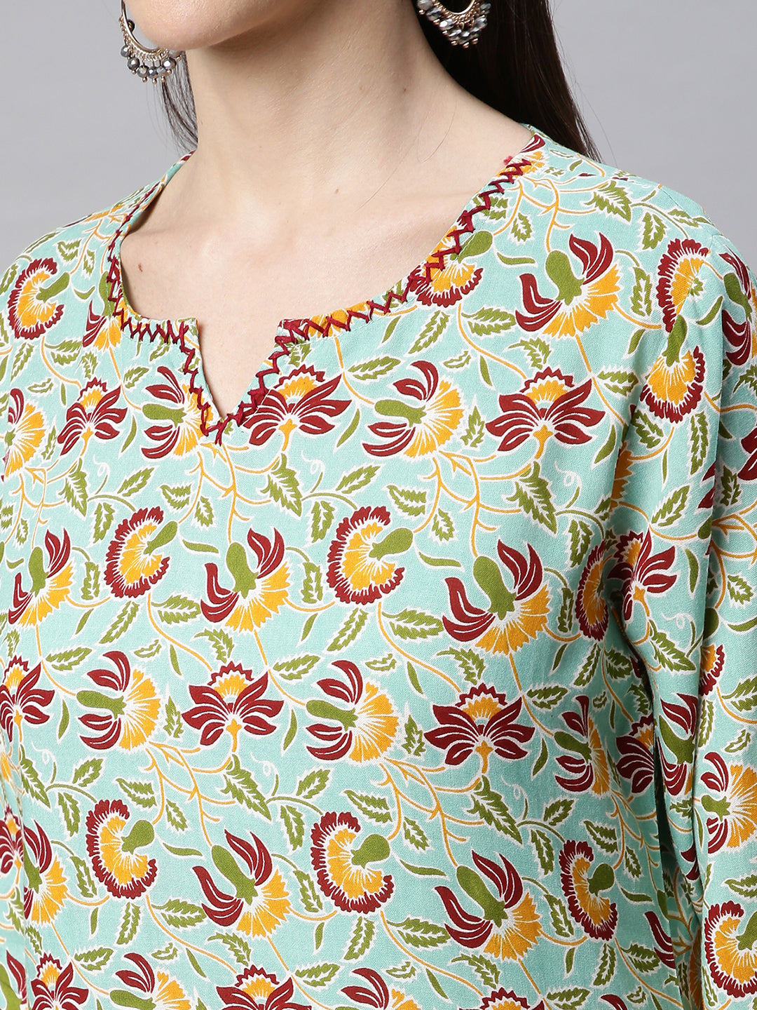 Women Green Printed Hand detailing Kurta with Trousers