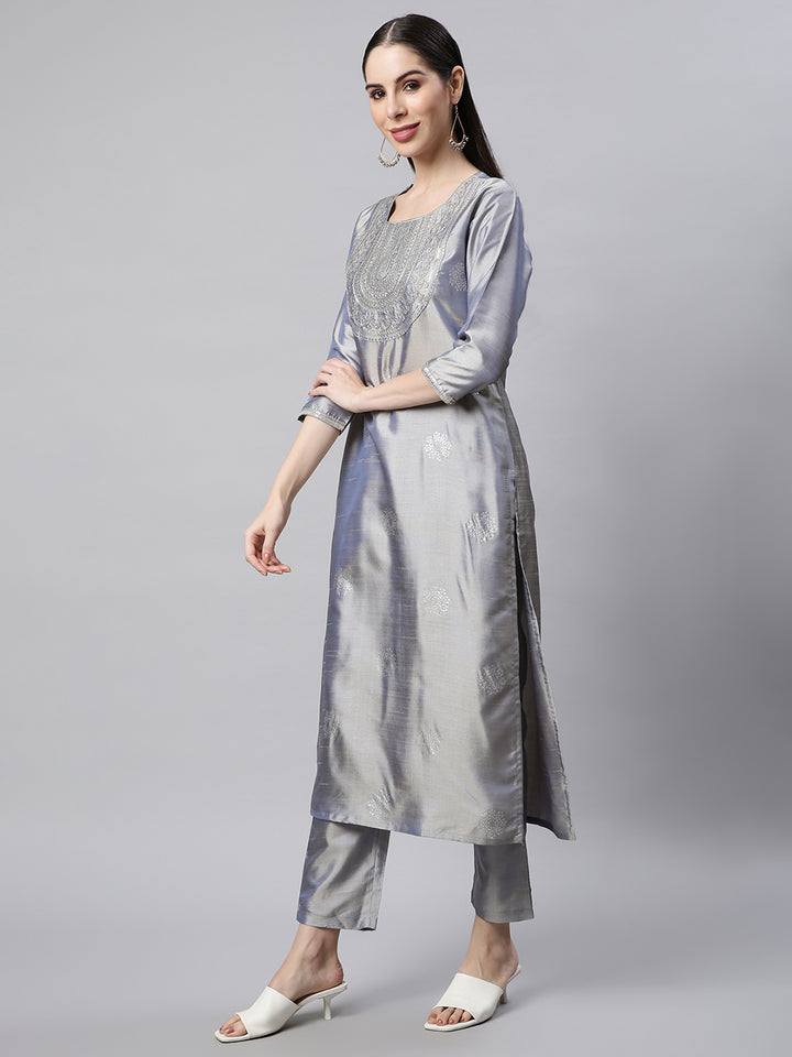Women Grey Embroidered Kurta with Trousers