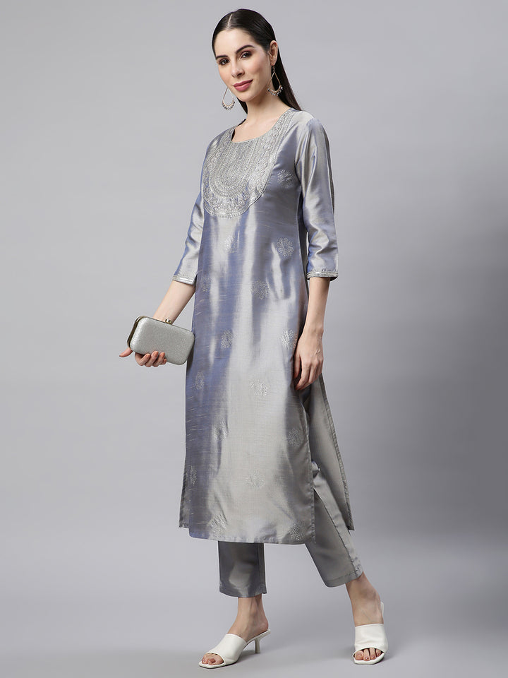 Women Grey Embroidered Kurta with Trousers