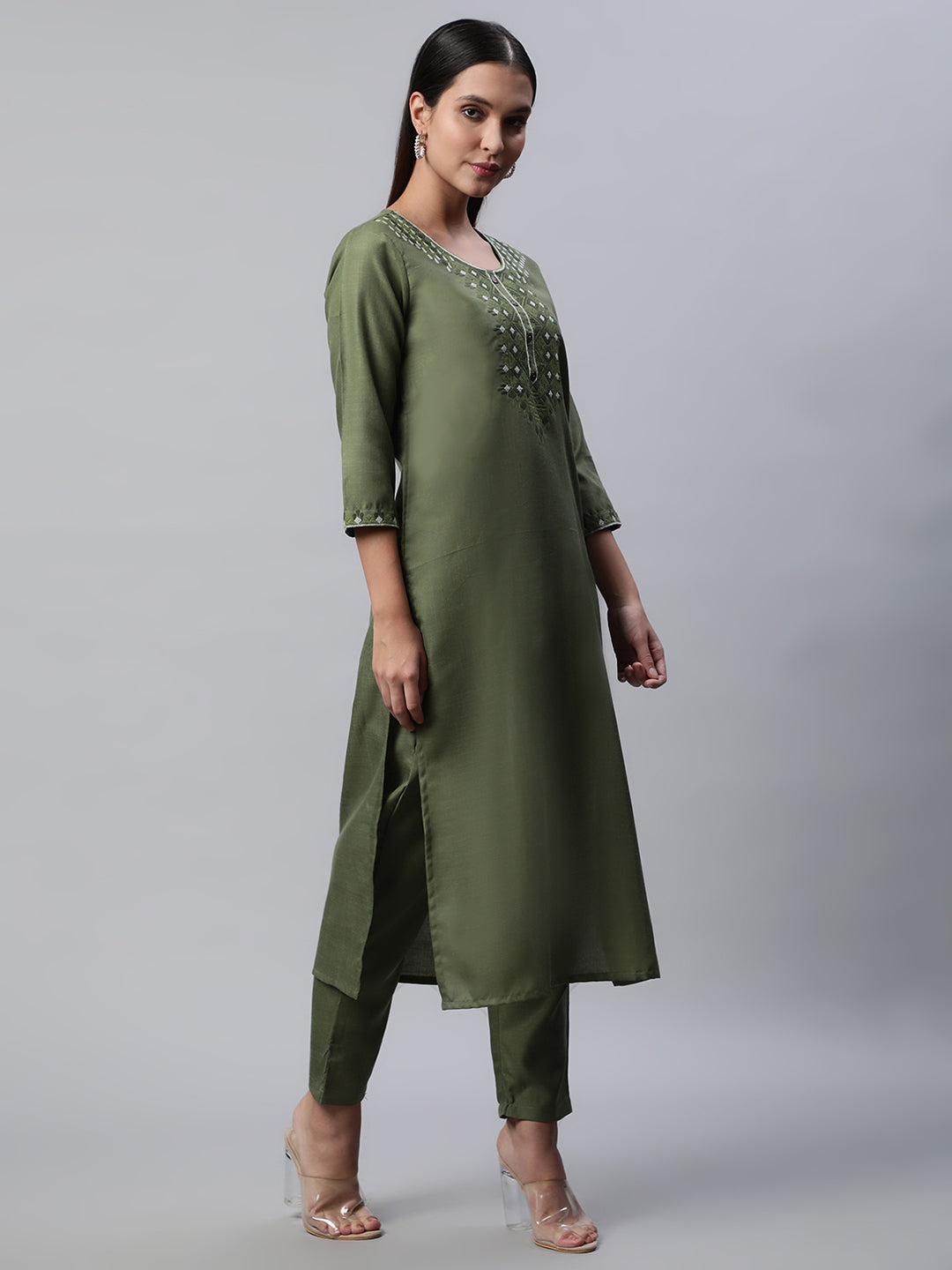 Women Green Embroidered Yoke Design Thread work Kurta with Trousers