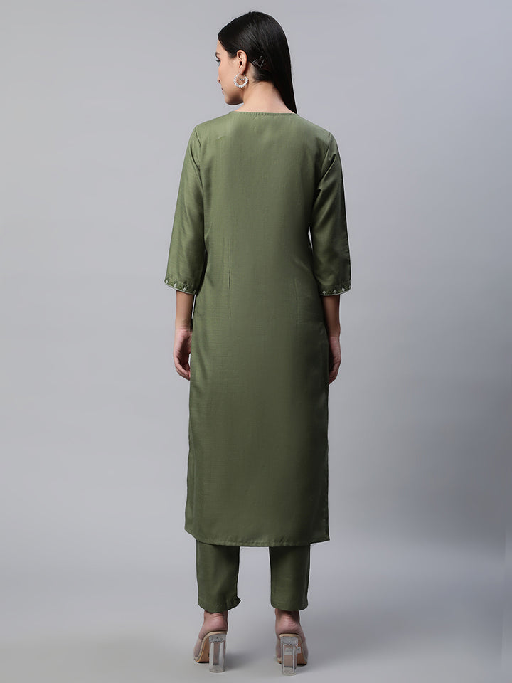 Women Green Embroidered Yoke Design Thread work Kurta with Trousers