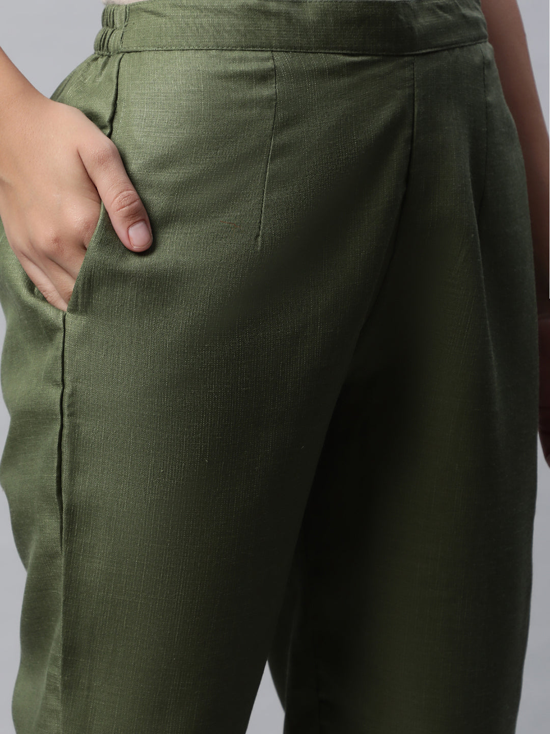 Women Green Embroidered Yoke Design Thread work Kurta with Trousers