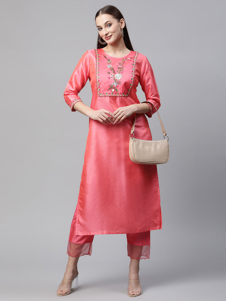 Women Pink Embroidered Thread work Kurta with Trousers