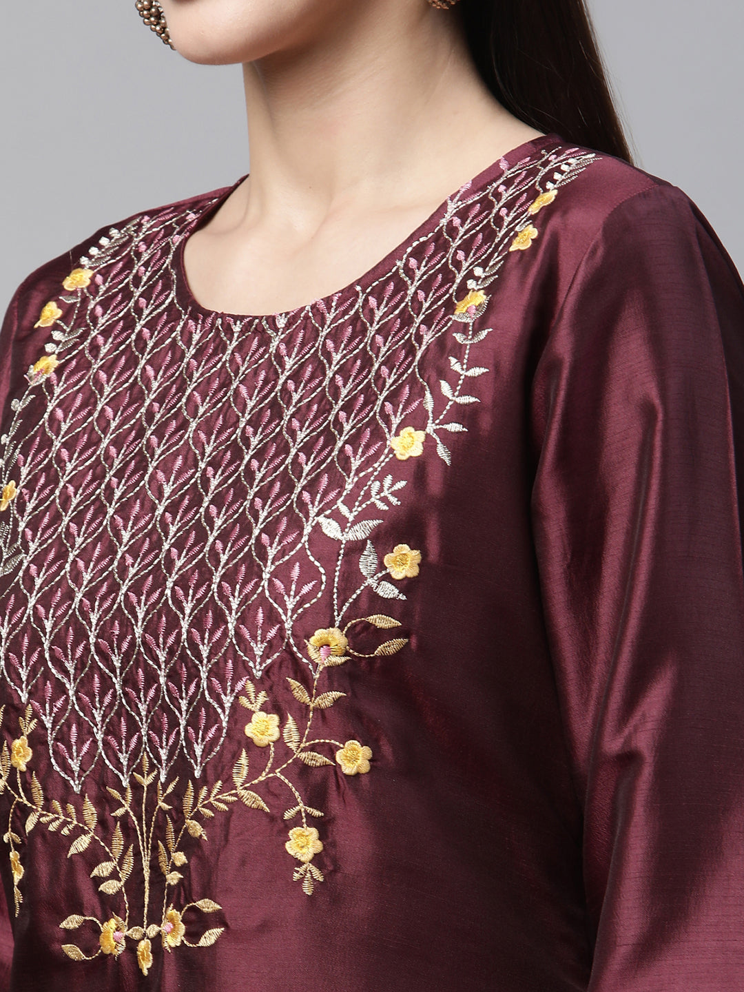 Womens Wine Solid Embroidered Kurta with Trouser