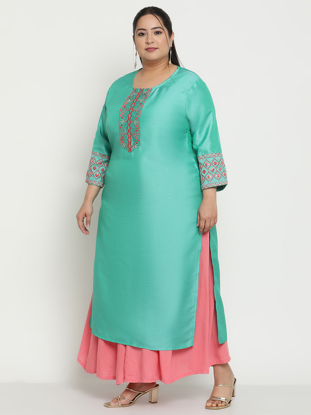 Womens Green Solid Embroidered Plus Size Kurta