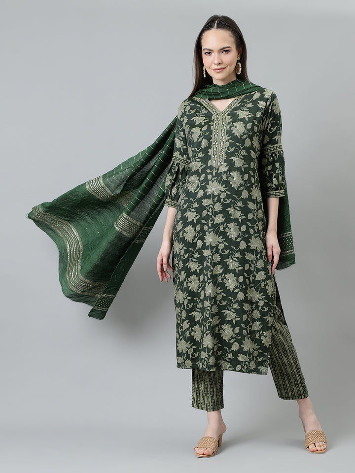 Women Green Floral printed Embroidered kurta with trouser and dupatta